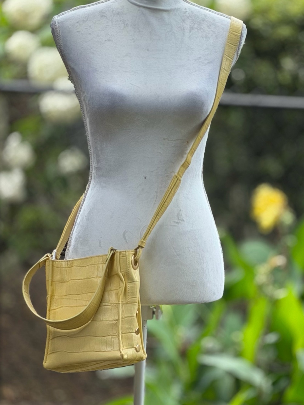 🦋 NWT Hammitt Davis - Small Croc-Embossed Crossbody Bag / Purse